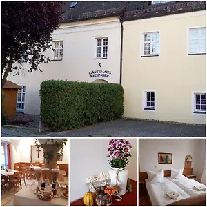  Bed & Breakfast Gaestehaus Reisinger